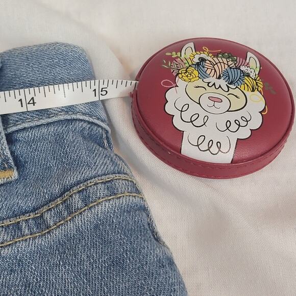 NWT Nili Lotan Tilda Distressed Long Bermuda Short in Beach, Sz 26 - Picture 9 of 10